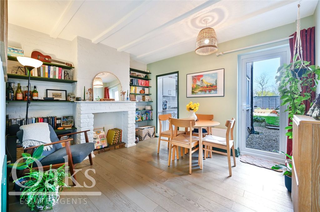 Property photo 2 of 8 Picture No. 14