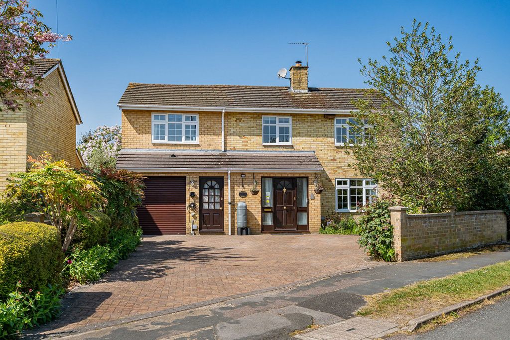 Additional image 38 of 4 bed detached house for saleAlmond Road, Bicester OX26