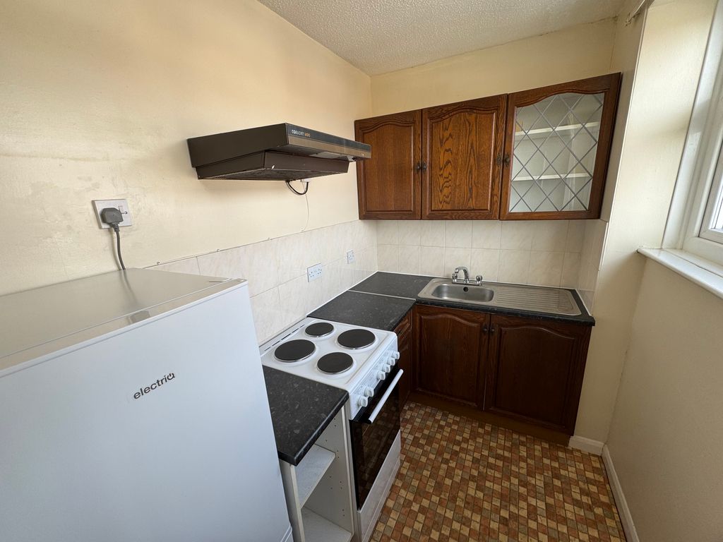 Property photo 3 of 7 Img_2290