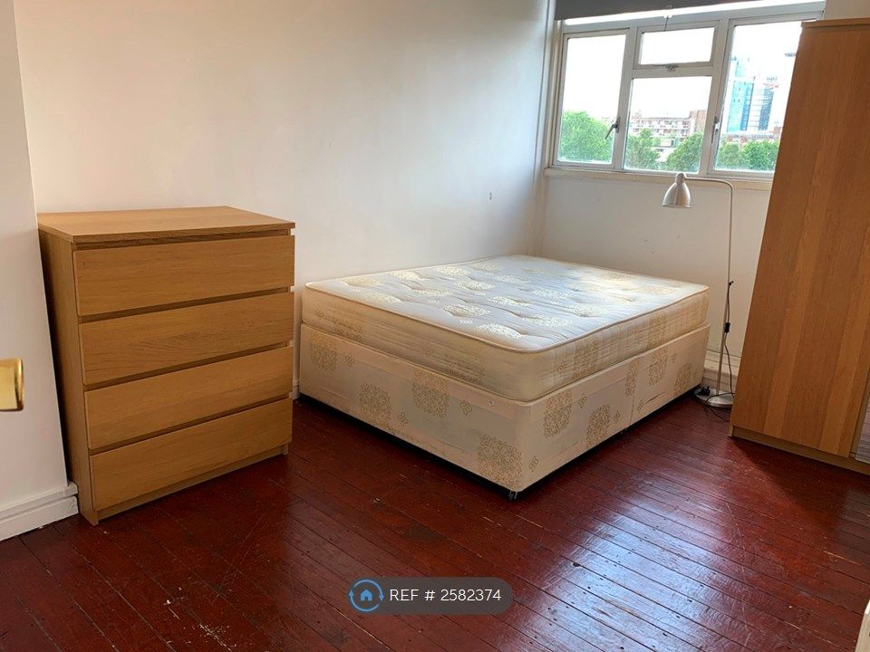 Property photo 3 of 9 Bedroom 1