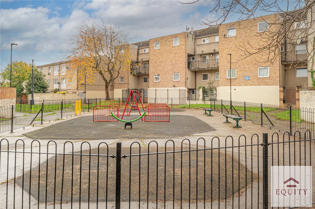 Property photo 3 of 20 Picture No. 70