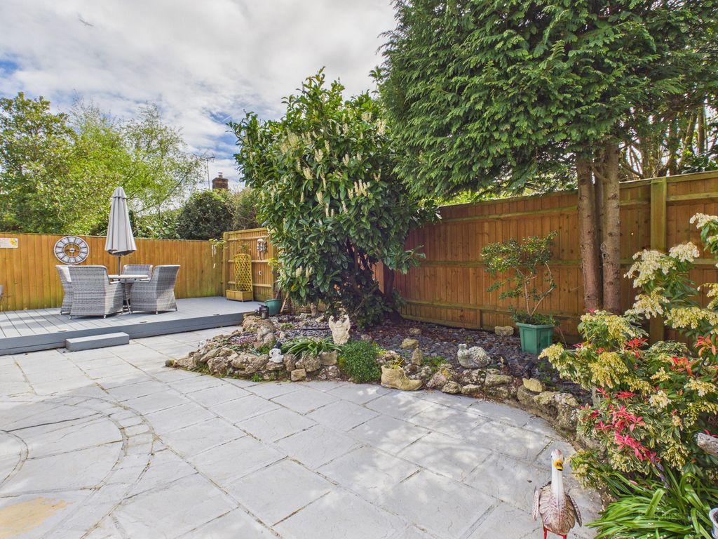 Property photo 2 of 15 Outside
