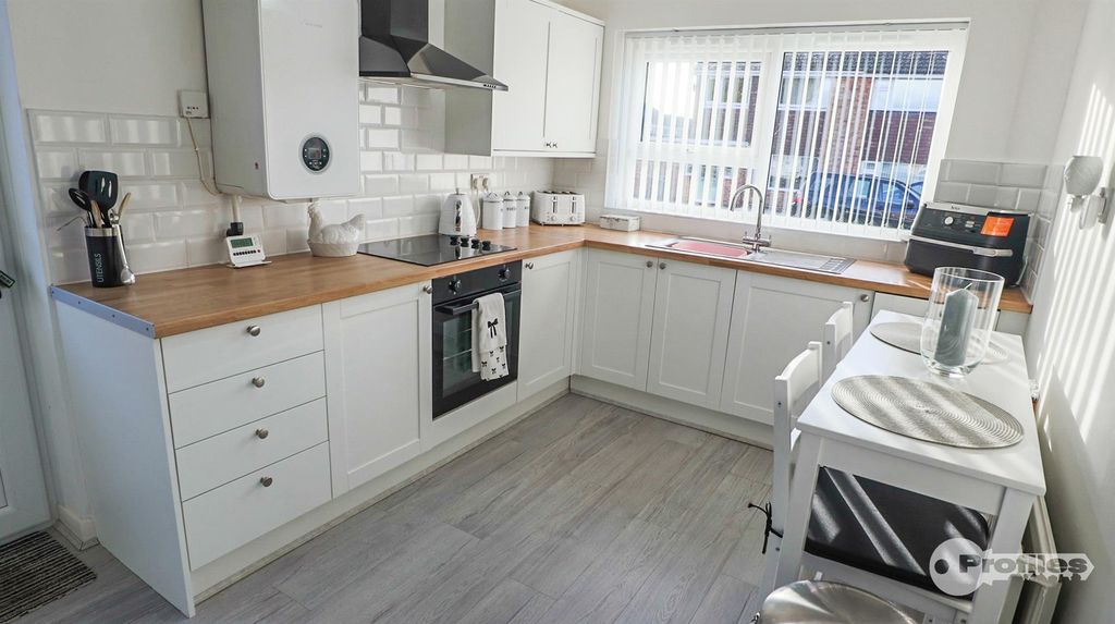 Property photo 3 of 17 Img_8231.Jpg