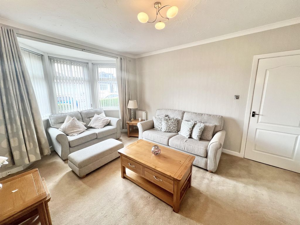 Property photo 3 of 25