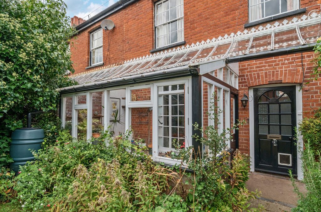 Property photo 2 of 21 Seddons Tiverton