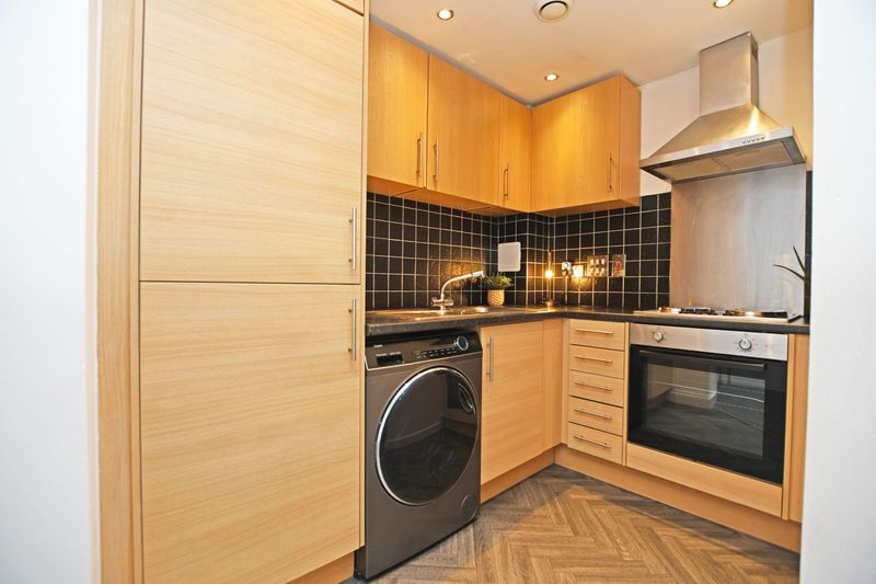 Property photo 3 of 19 Photo 9