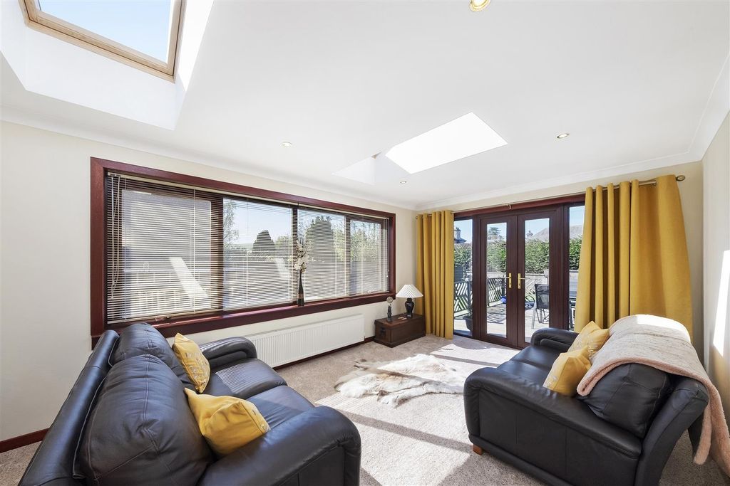 Additional image 7 of 3 bed semi-detached house for sale48 Eden Park, Cupar KY15