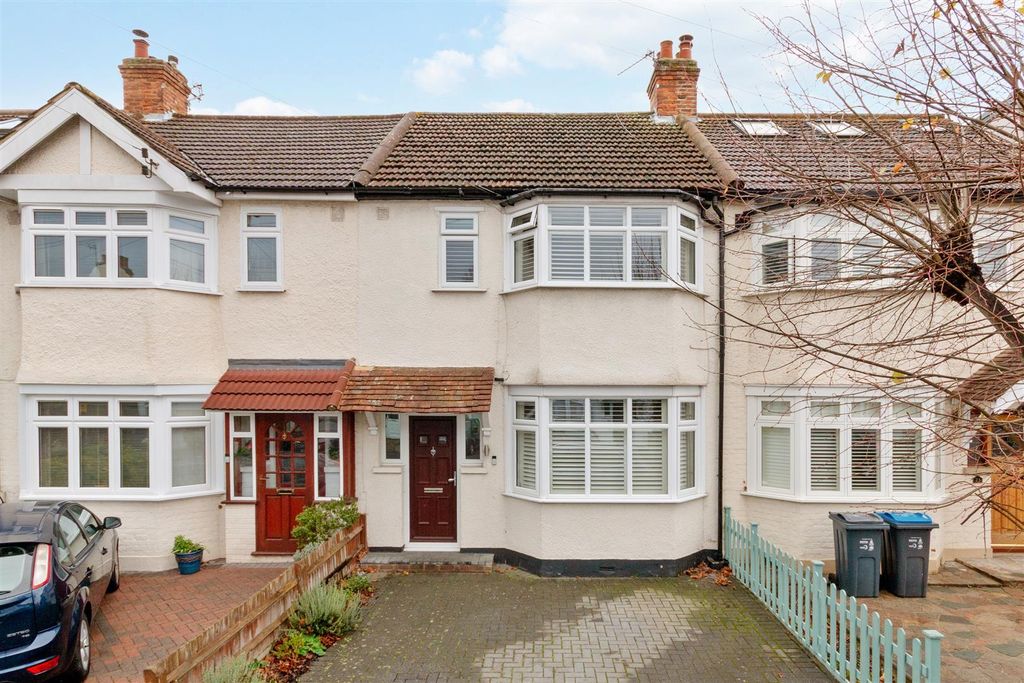 Property photo 2 of 12 External