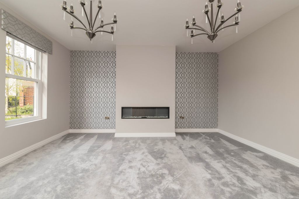 Property photo 3 of 43 Image