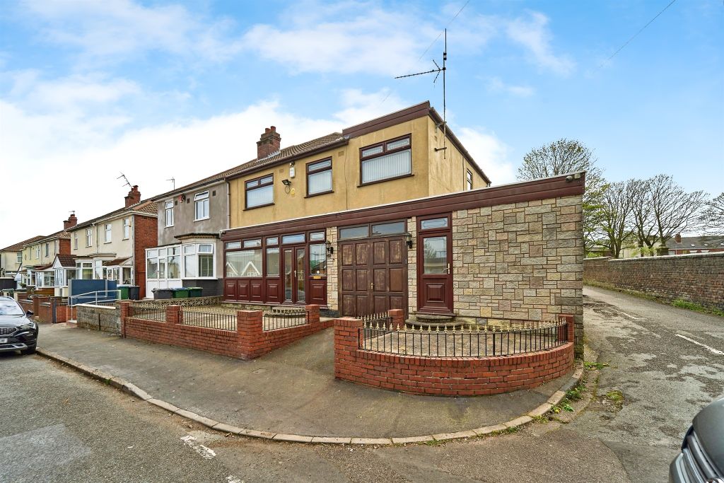 Property photo 1 of 17