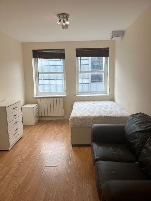 Property photo 1 of 4