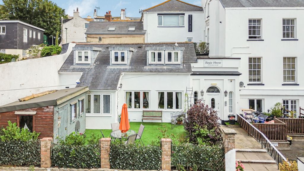 Property photo 1 of 19
