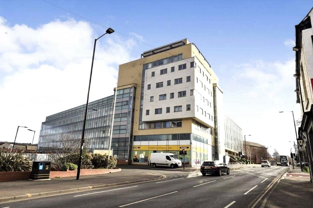 Property photo 1 of 14