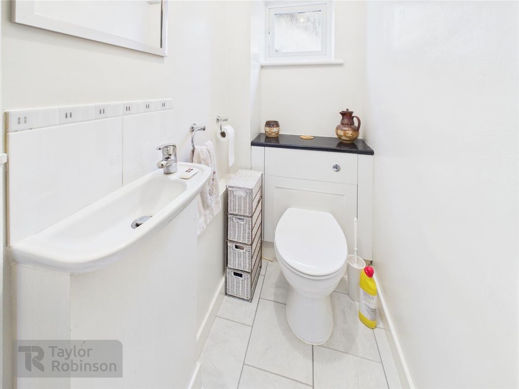 Additional image 16 of 5 bed detached house for saleMount Close, Pound Hill, Crawley RH10