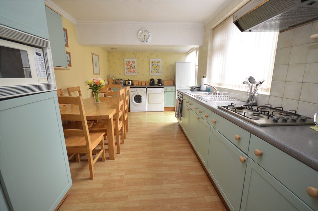 Property photo 2 of 12 Picture No. 05