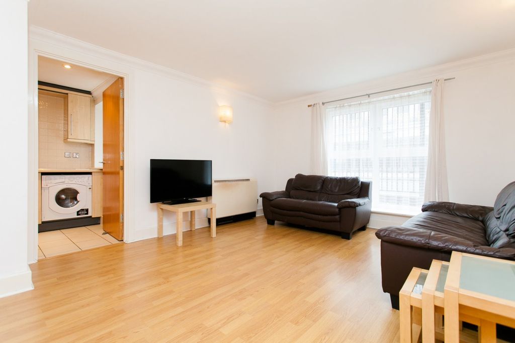 Property photo 2 of 12