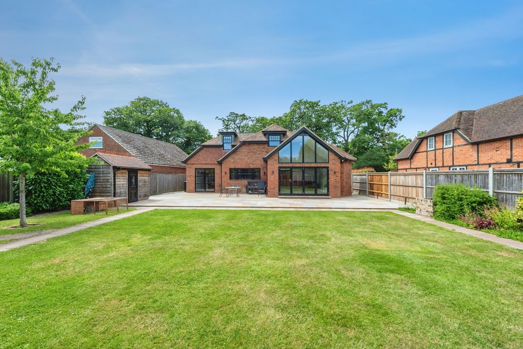 Property photo 3 of 19 Pbox-Img.Jpg