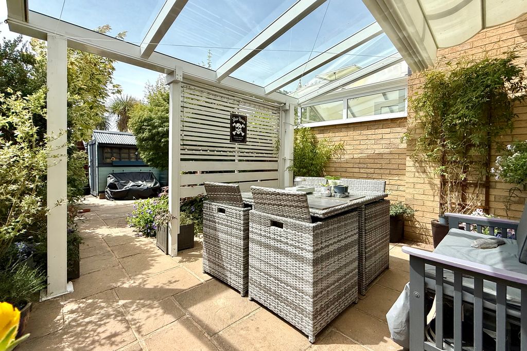Property photo 3 of 16