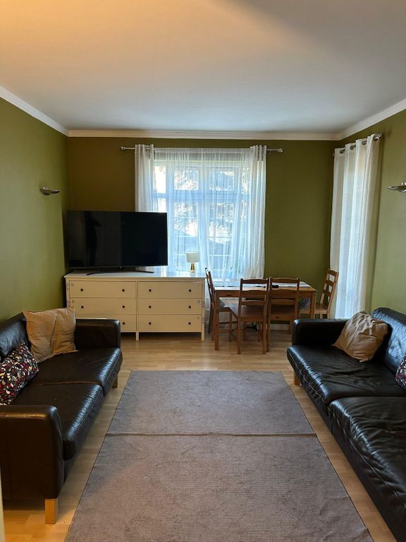 Property photo 1 of 9