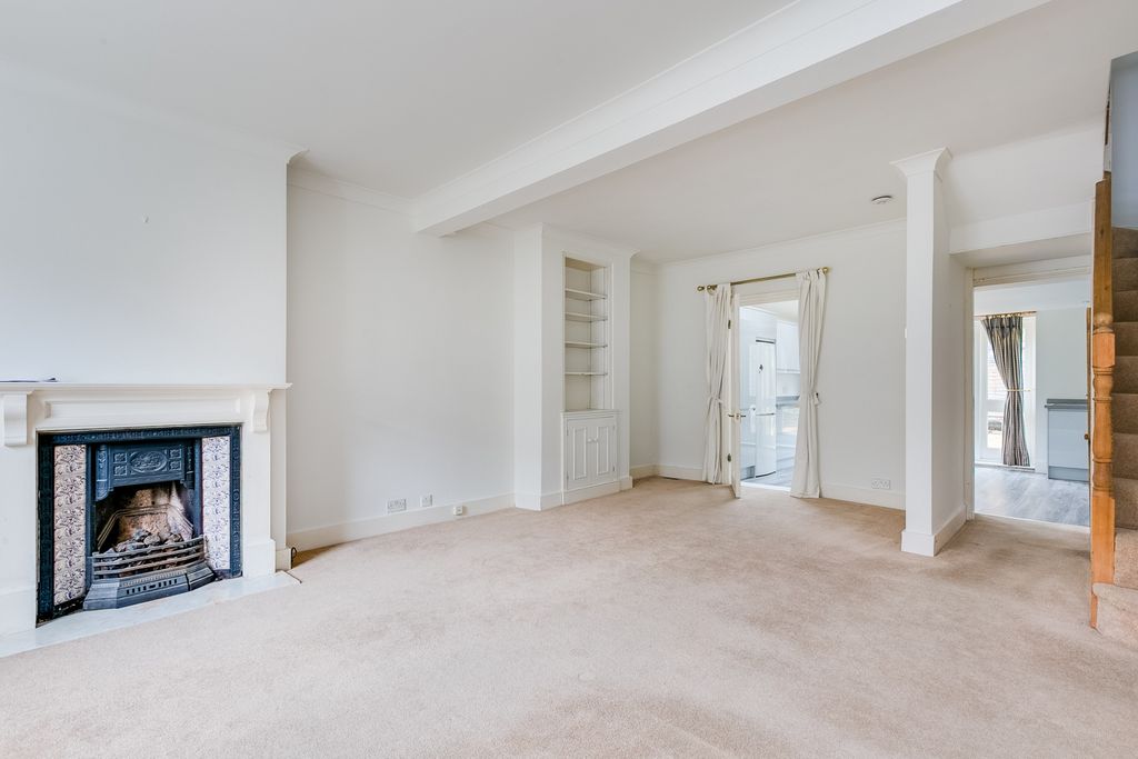 Property photo 3 of 9 Photo 17