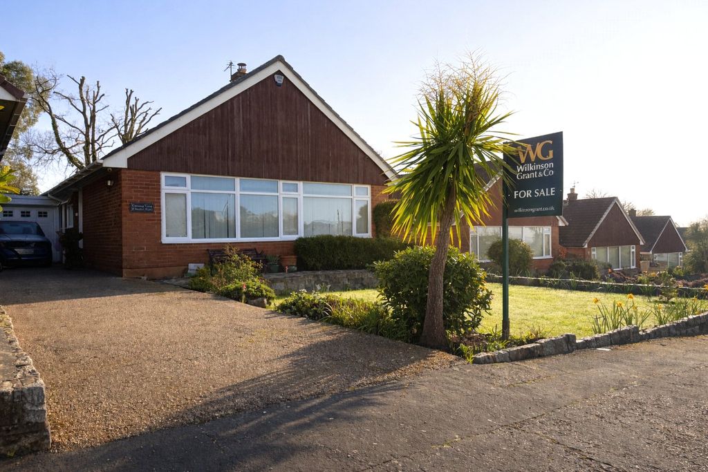 Property photo 1 of 13 Front External