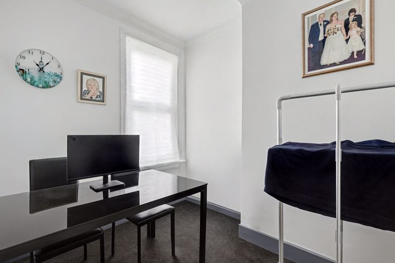 Property photo 3 of 10 Photo 10