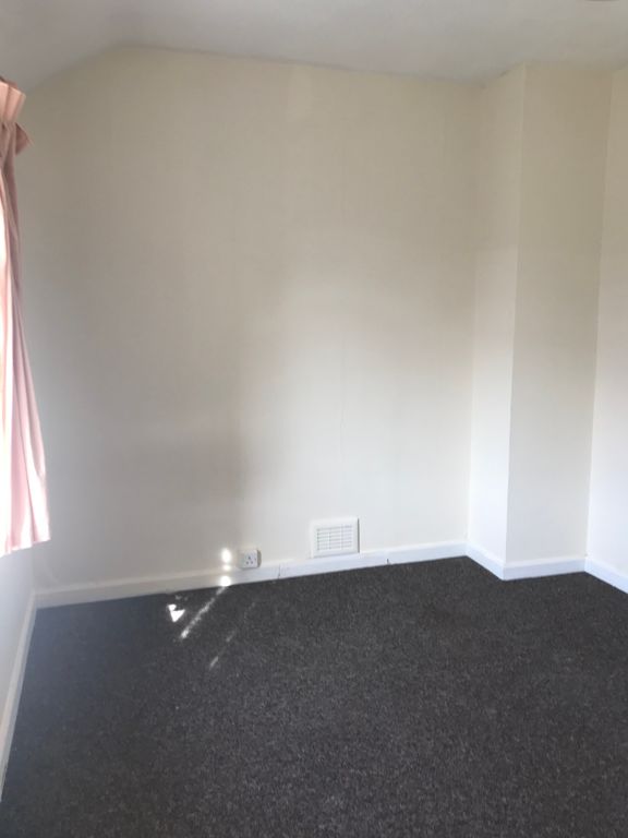 Property photo 2 of 3