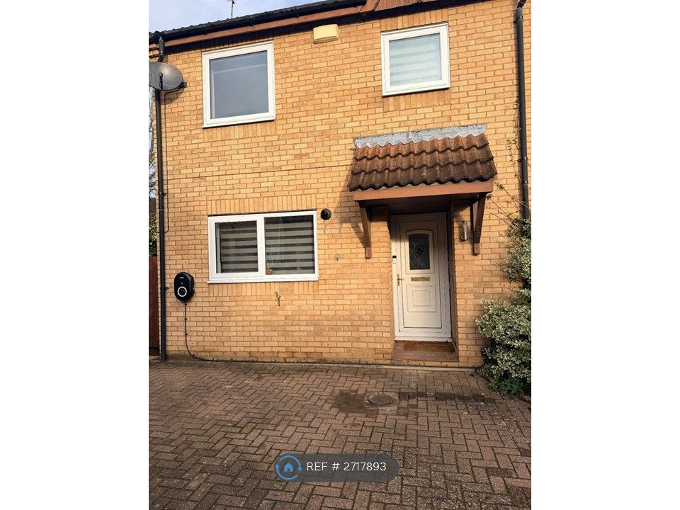 Property photo 2 of 17