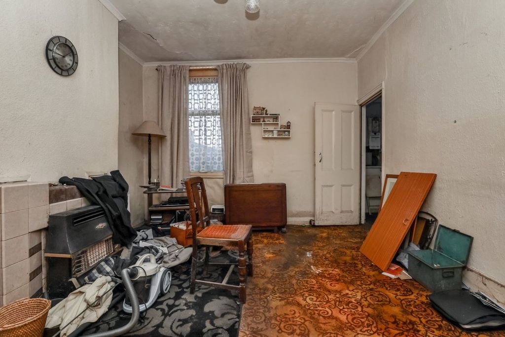 Property photo 2 of 10 Image 2