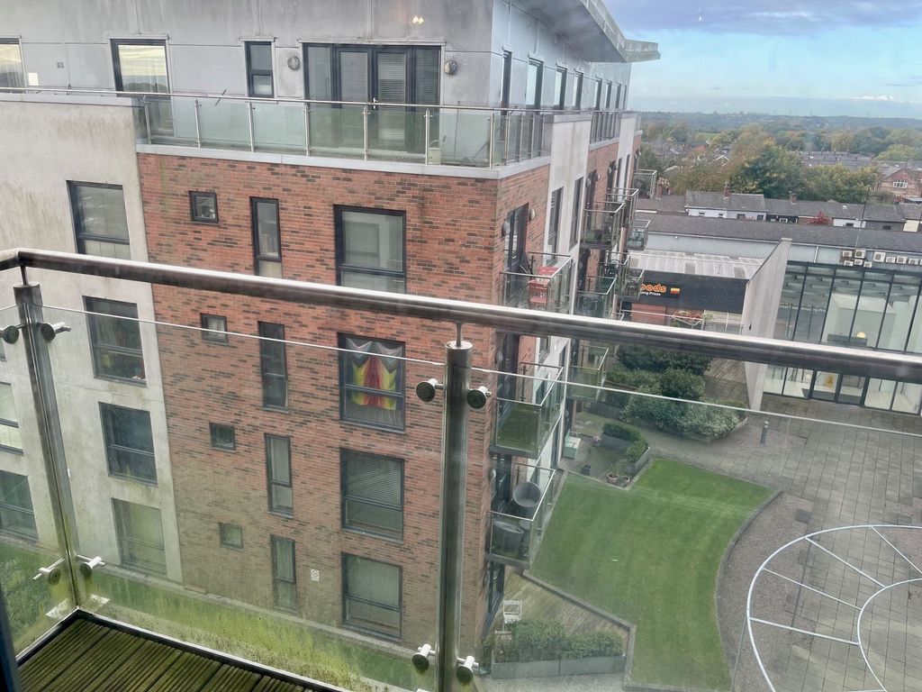 Property photo 1 of 6 External