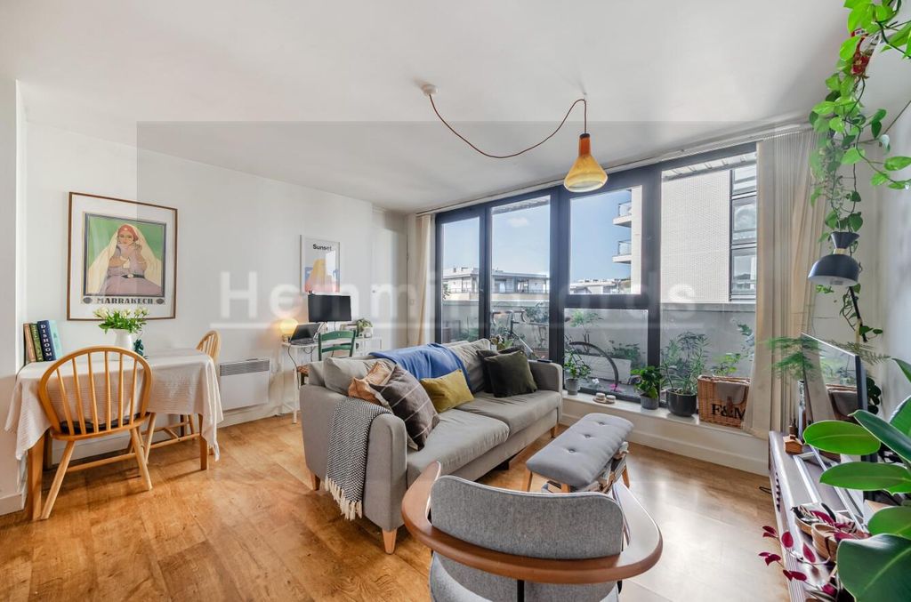 Property photo 1 of 15 498De7A5-E921-4c5c-Bab5-c1d9054Ac898.Jpg