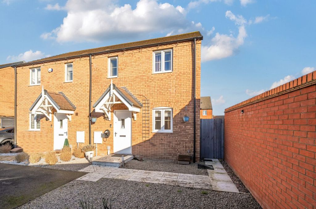 Property photo 1 of 20