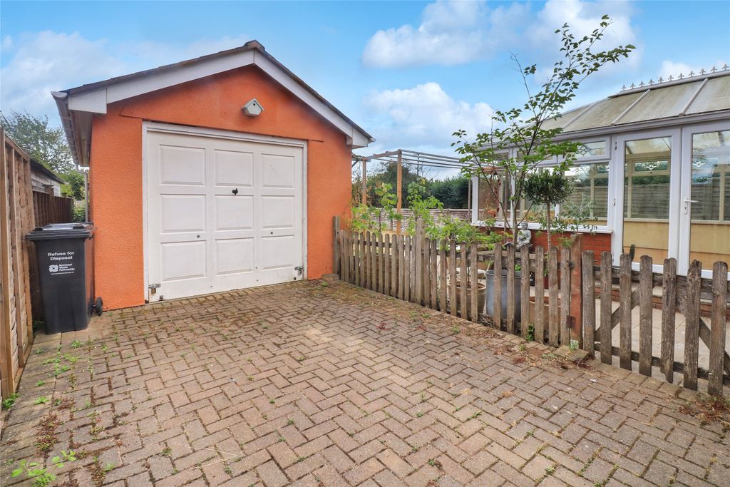 Property photo 3 of 16 3 - Picture No. 14