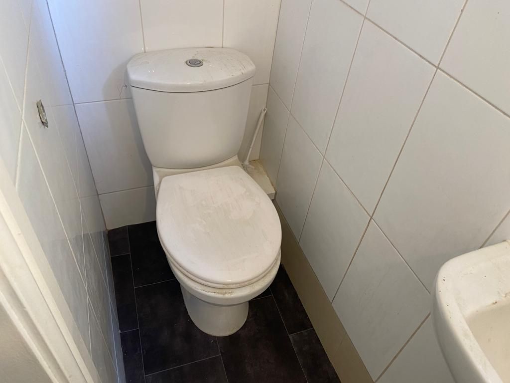 Property photo 2 of 35