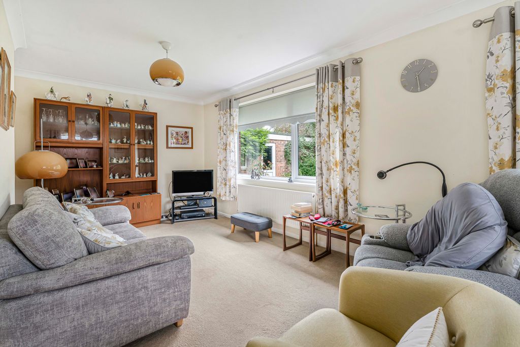 Property photo 2 of 15 Reception