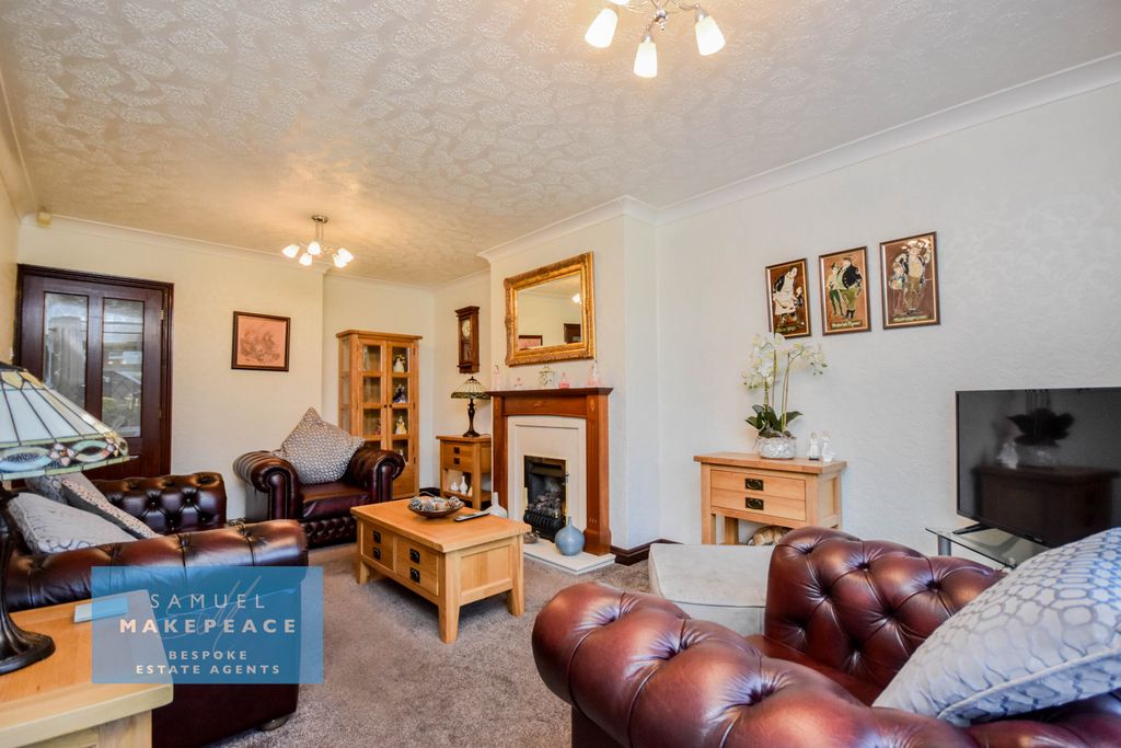 Property photo 2 of 25 Gallery