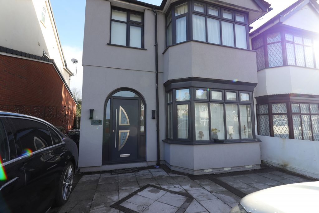 Property photo 1 of 9 Double Bedroom Stockingstone Road Luton