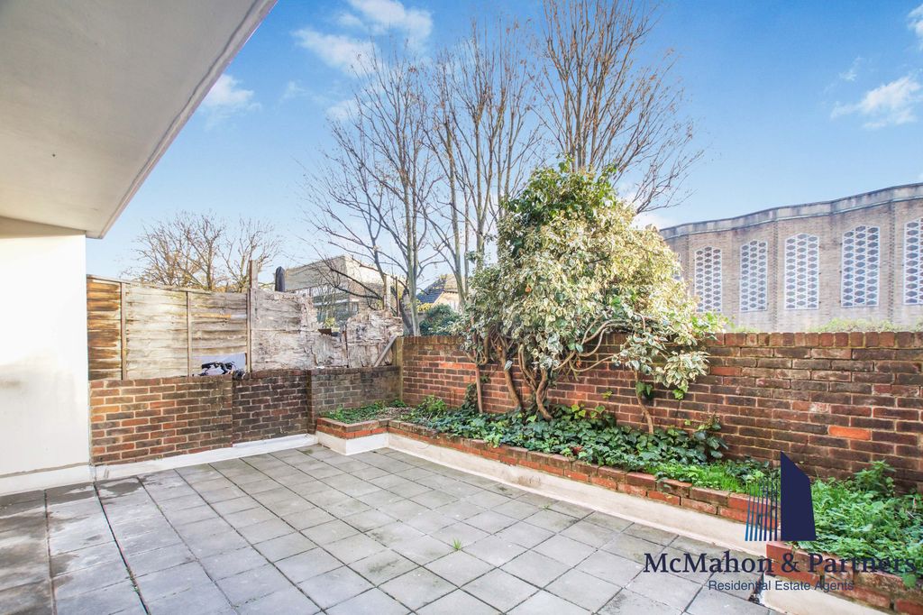 Property photo 3 of 13