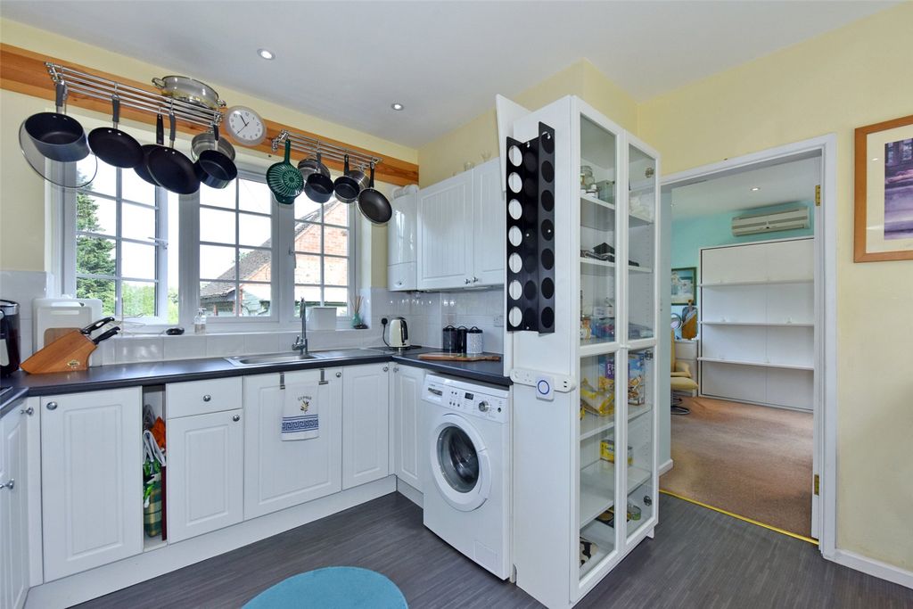 Property photo 2 of 10 Picture No. 01