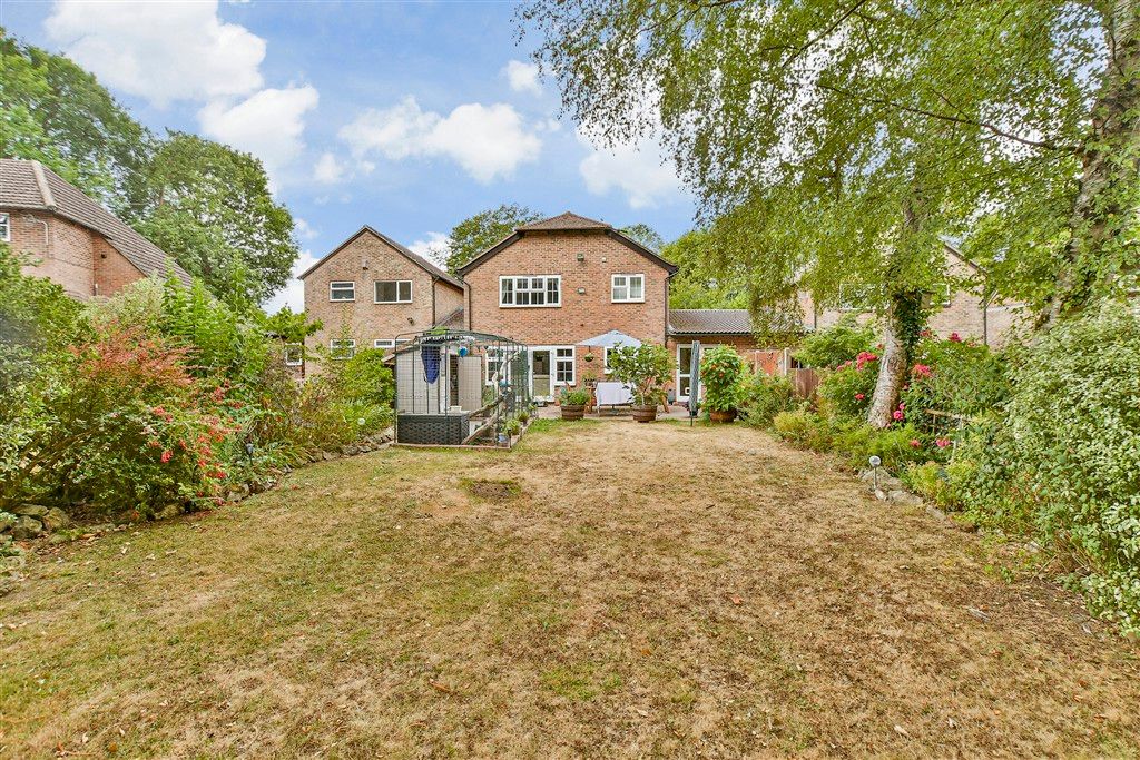 Property photo 3 of 11 Rear Garden