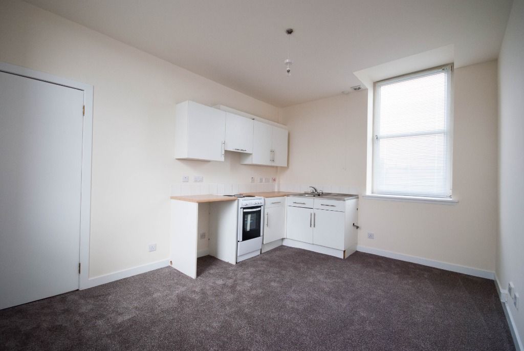 Property photo 2 of 8 Photo 2