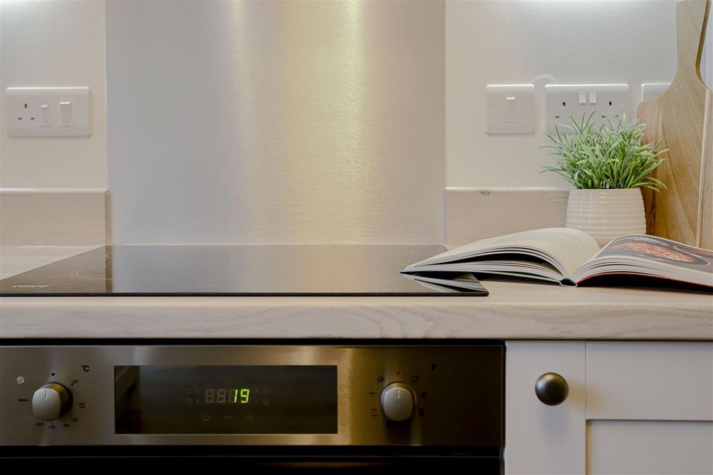 Property photo 3 of 12 3.Jpg