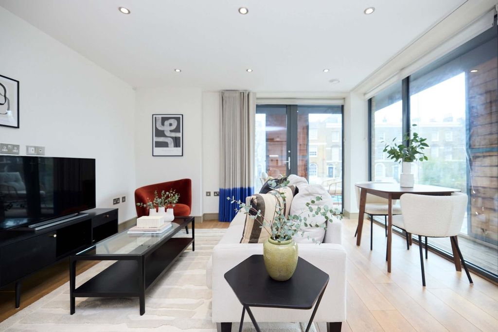 Property photo 2 of 15 86E08c70-1B45-4A9...