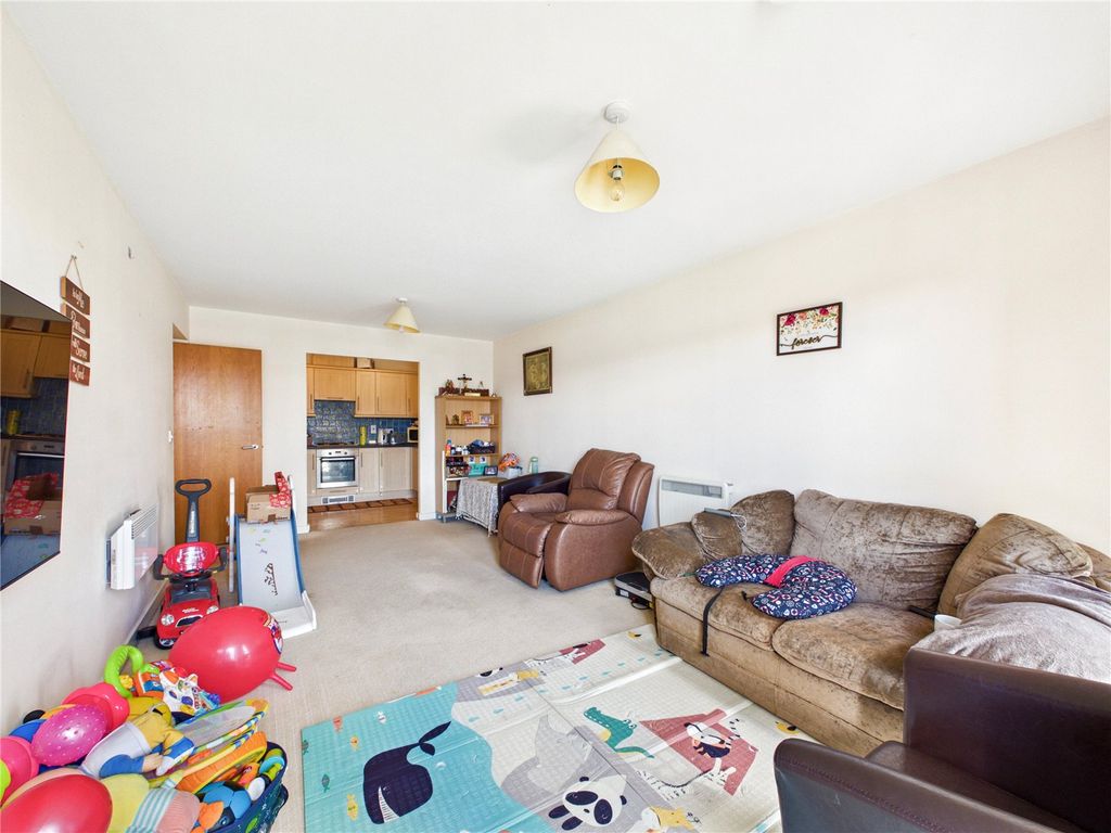 Property photo 3 of 9 Picture No. 10