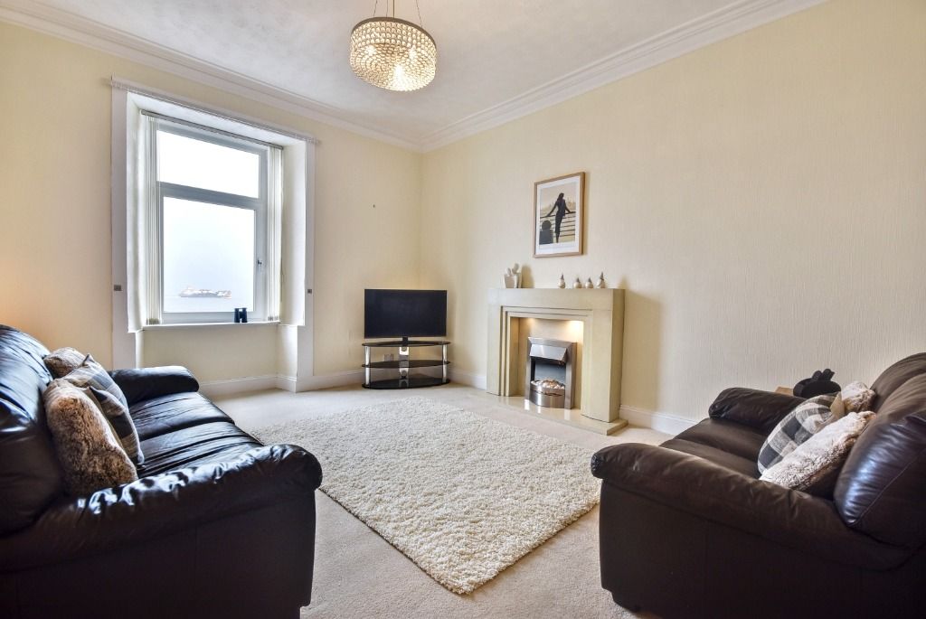 Property photo 1 of 31
