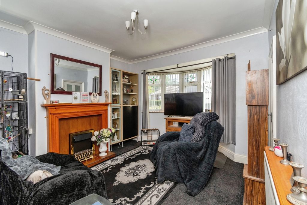Property photo 2 of 15 Pbox-Img.Jpg