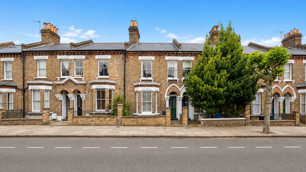 Property photo 1 of 9