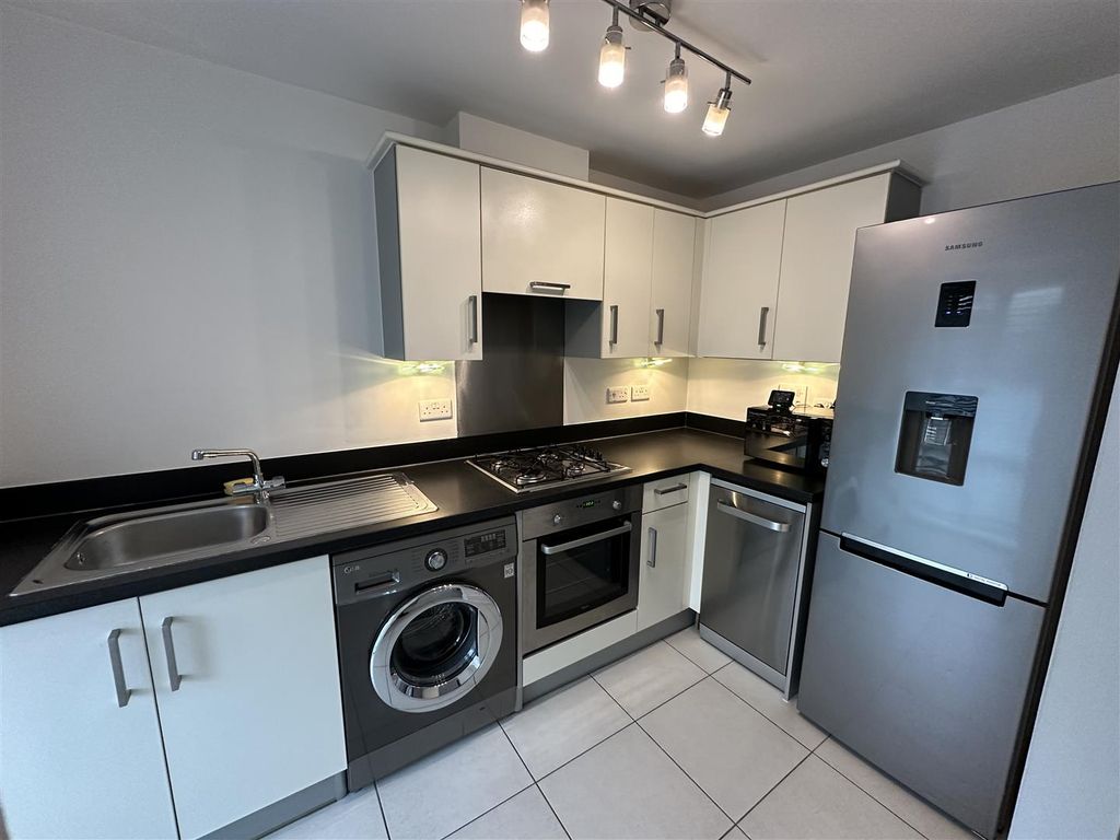 Property photo 3 of 10 Img_0253.Jpg