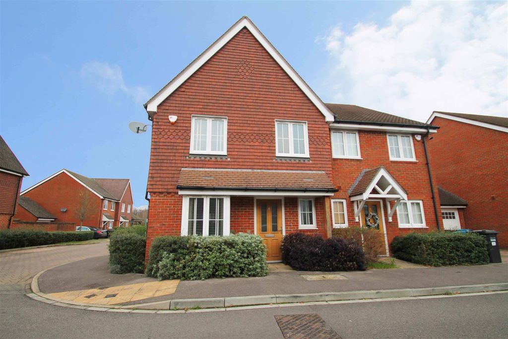 Property photo 1 of 13 Exterior