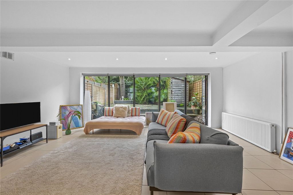 Property photo 2 of 20 Picture No. 43